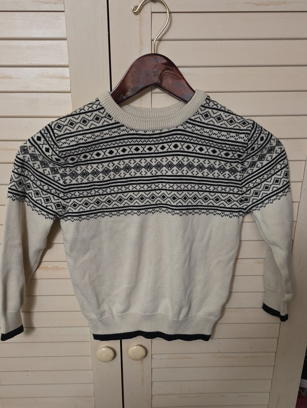 Cat & Jack Boys Fair Isle Sweater Size S 6/7 Ivory Black Knit Winter Crew